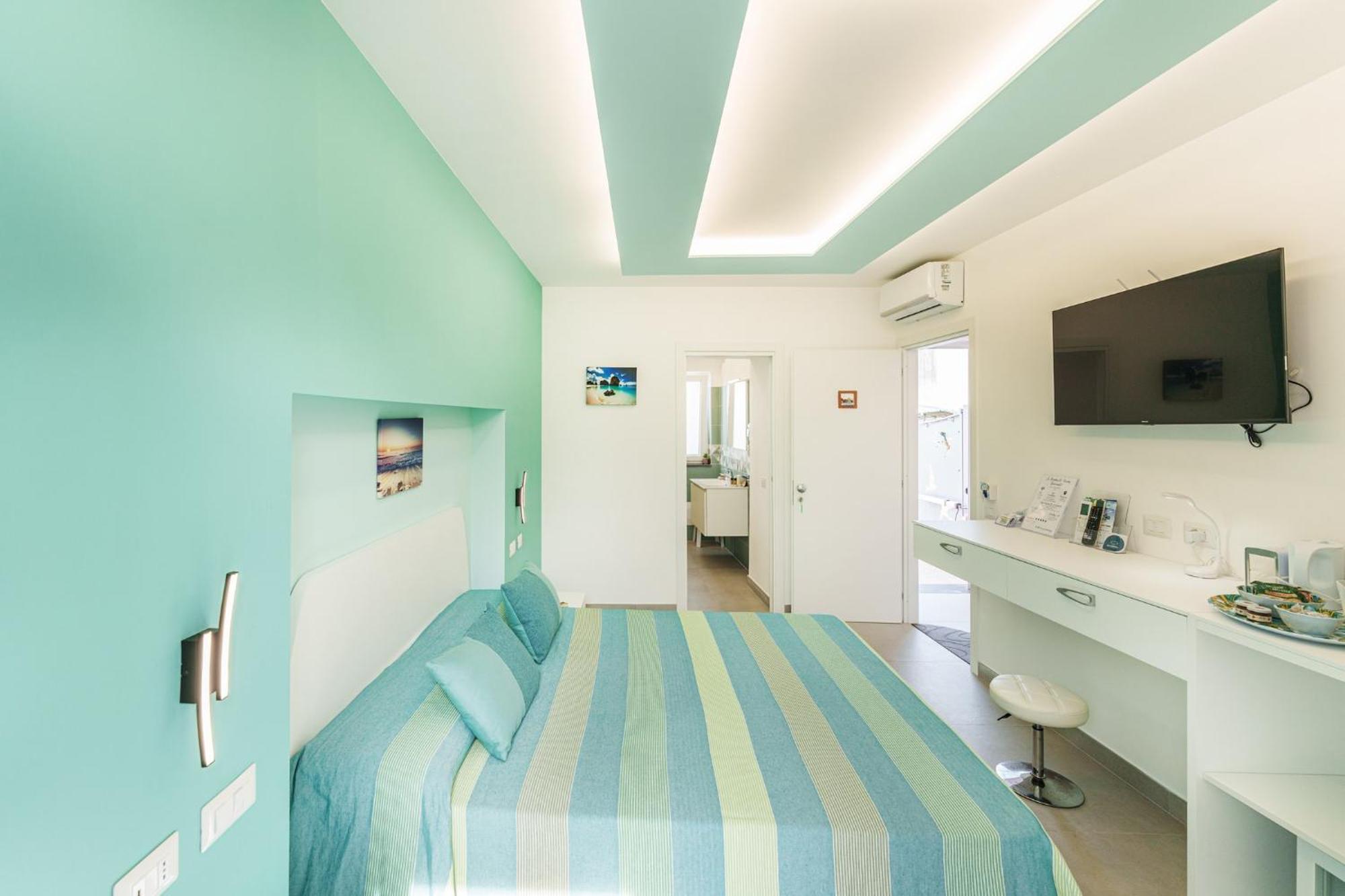 Le Rondinelle Rooms Прочида Екстериор снимка